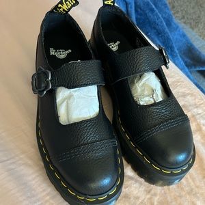 Dr. Marten Addina Flower Platform Milled Nappa Size 8 BRAND NEW!! NEVER WORN